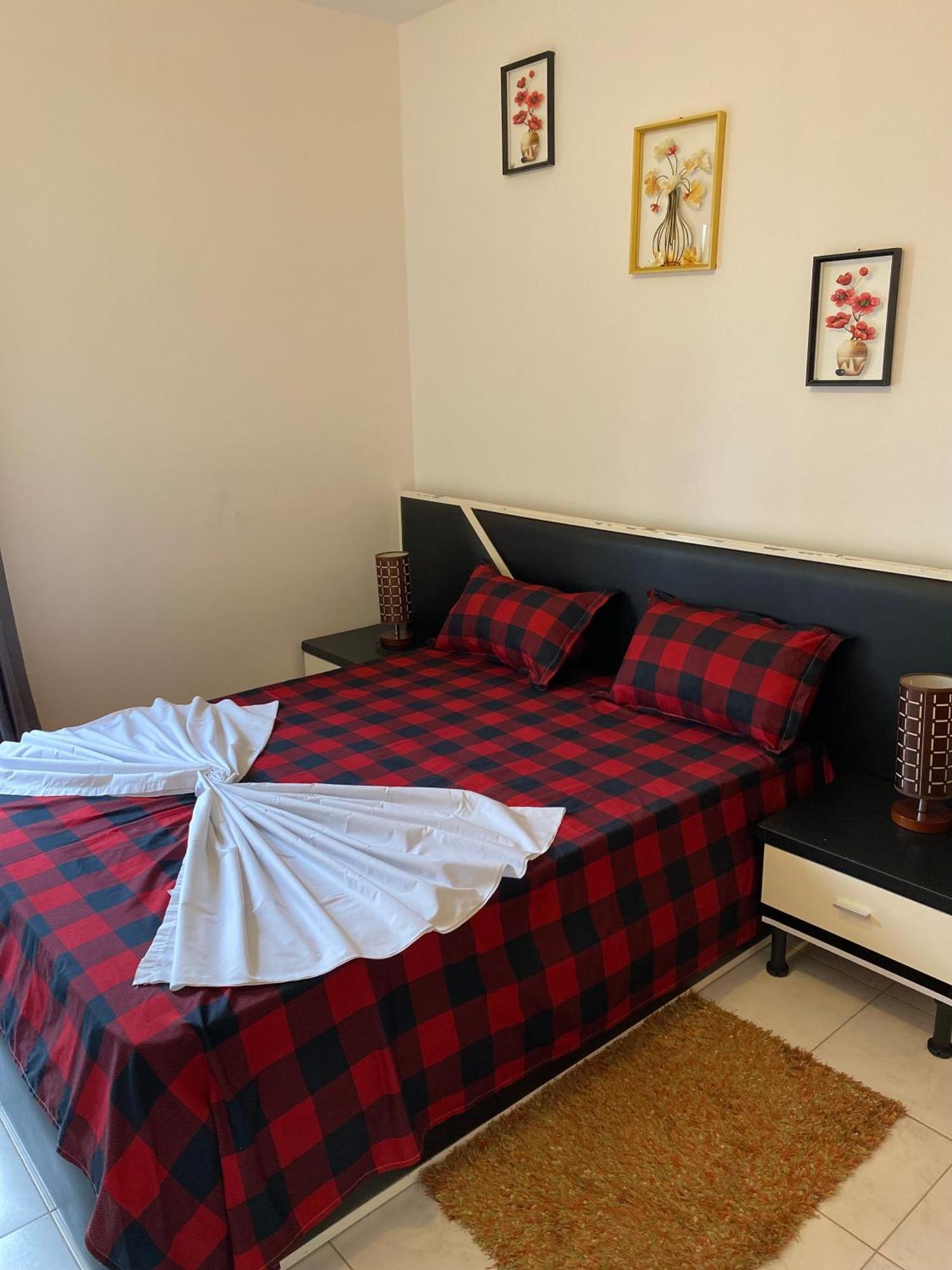 Apartamento T2 Equipado E Aconchegante. ปรายา ภายนอก รูปภาพ