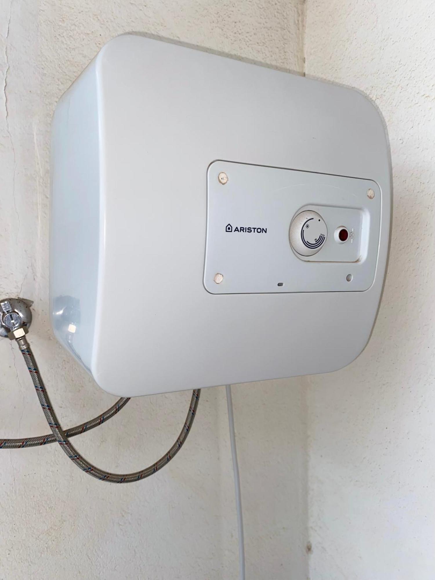 Apartamento T2 Equipado E Aconchegante. ปรายา ภายนอก รูปภาพ